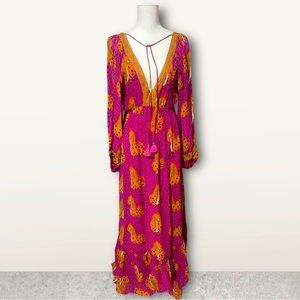 Incredible Anthropologie leopard low cut dress by Farm